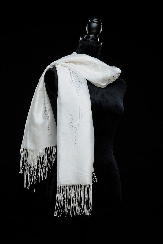 Gülsüm Täschchen Weiss mit Seidenschal Inna Silber - FairSilk