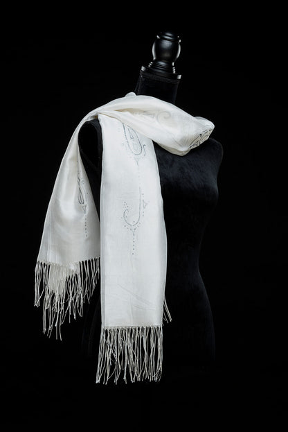 Gülsüm Täschchen Weiss mit Seidenschal Inna Silber