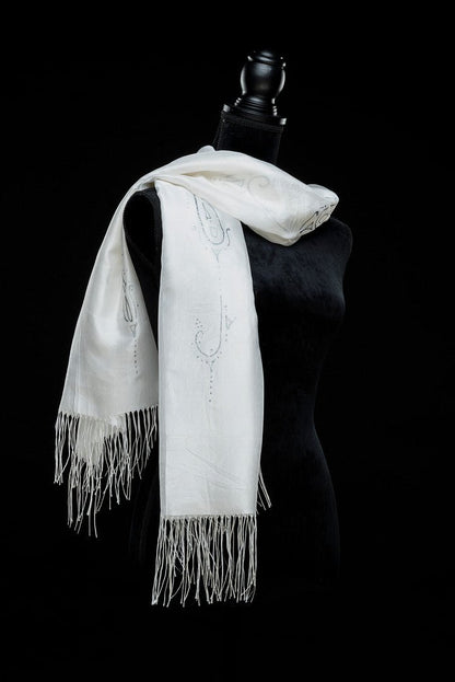 Gülsüm Täschchen Weiss mit Seidenschal Inna Silber - FairSilk